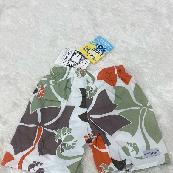 Flap Happy Swim Trunks UV Protection - Picture 4 of 9